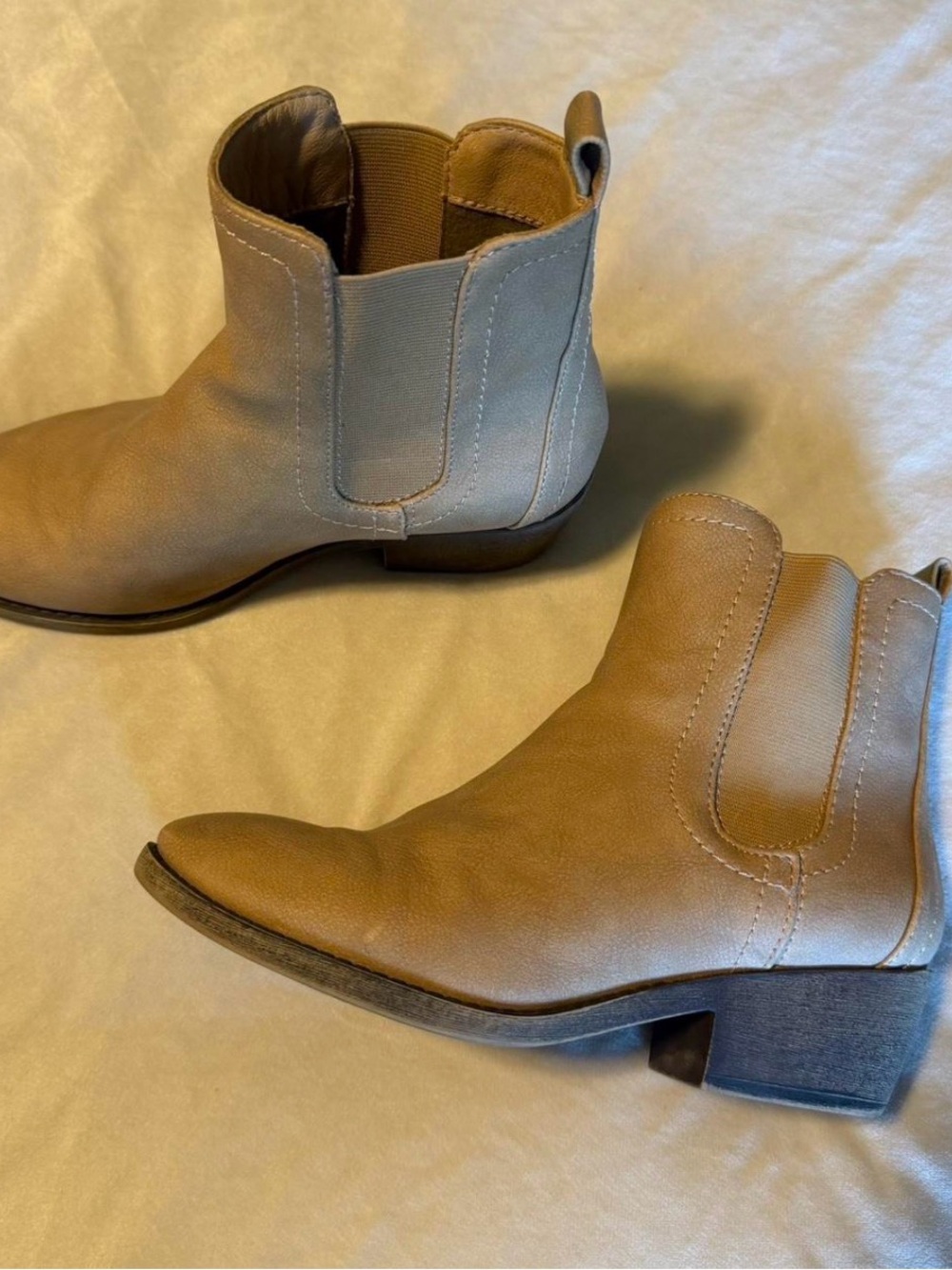 Women's Tan Ankle Boots